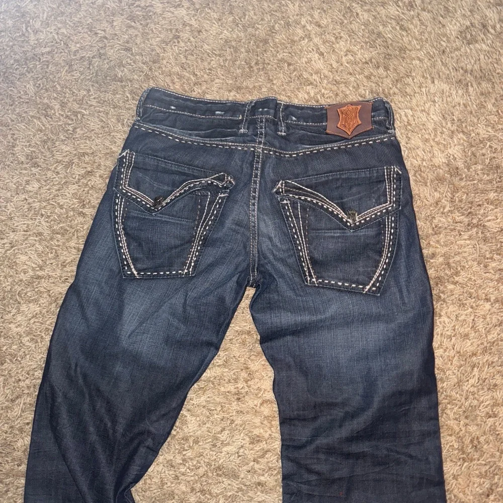 Jeans - Picture 3 of 3